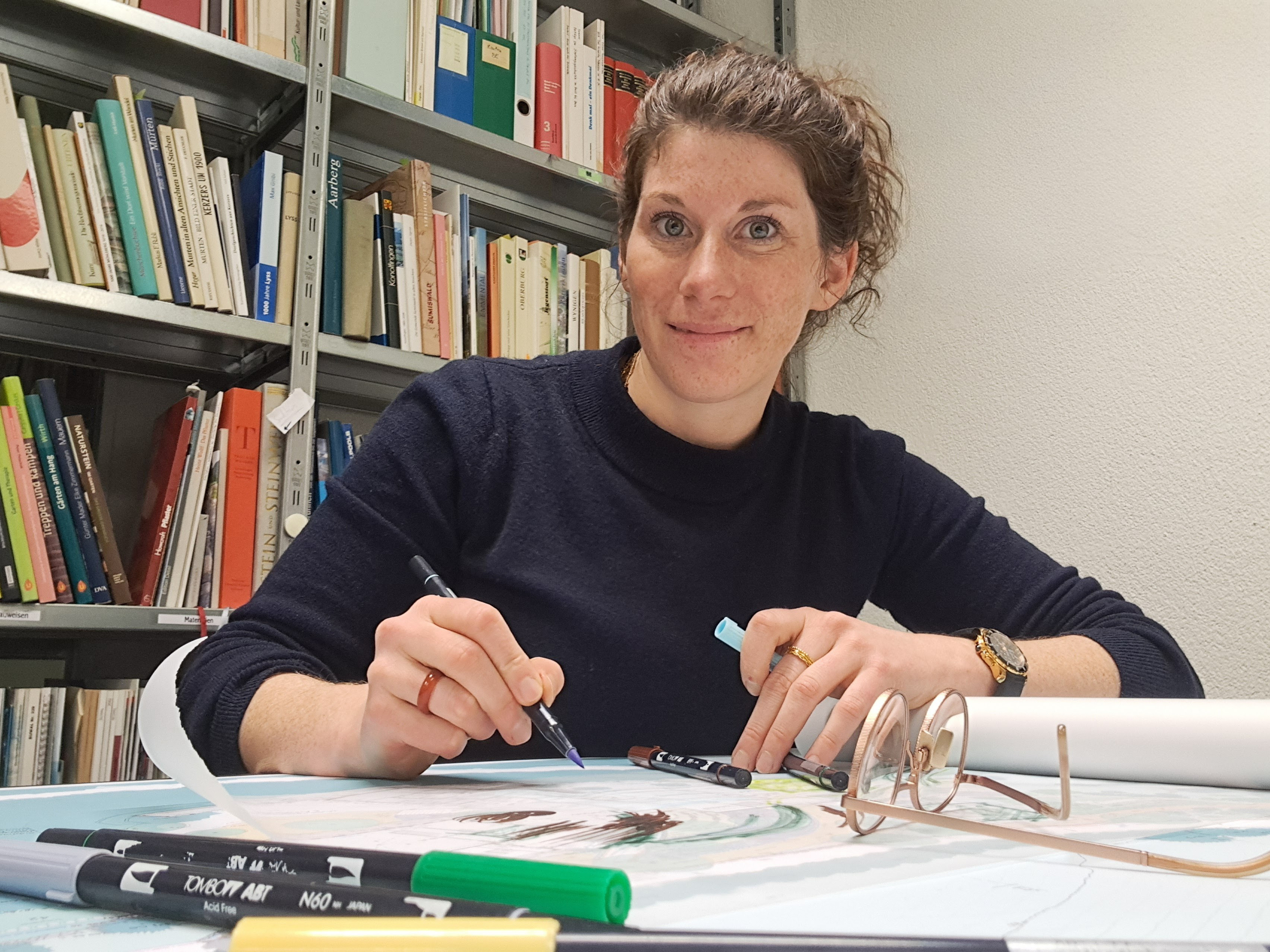 portrait_bettina.jpg